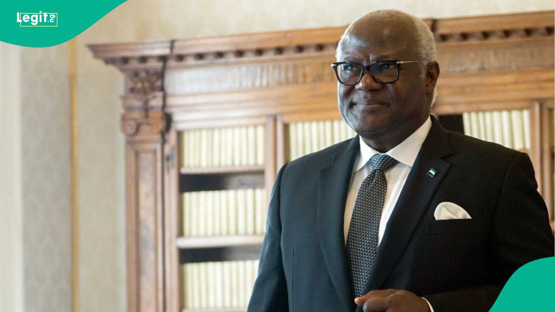 Goodluck Jonathan confirms Koroma’s departure, highlighting friendship and solidarity between leaders. Goodluck Jonathan confirms Koroma’s departure, highlighting friendship and solidarity between leaders.