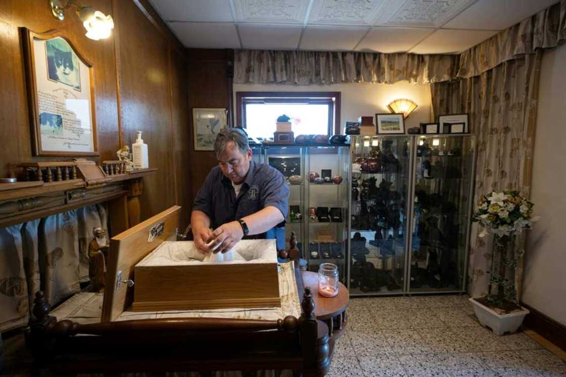 Most pet owners want their pets to have a private cremation where they can take the remains to bury or keep at home Most pet owners want their pets to have a private cremation where they can take the remains to bury or keep at home