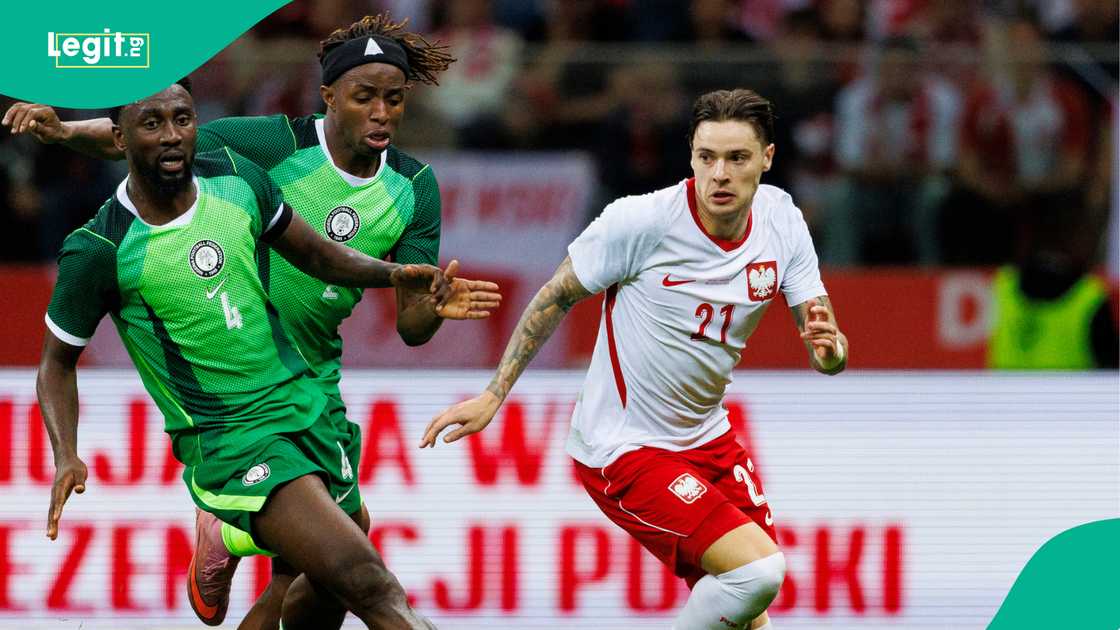 Nicola Zalewski of Poland runs with the ball against Nigeria at PGE Narodowy. Photo by Maciej Rogowski