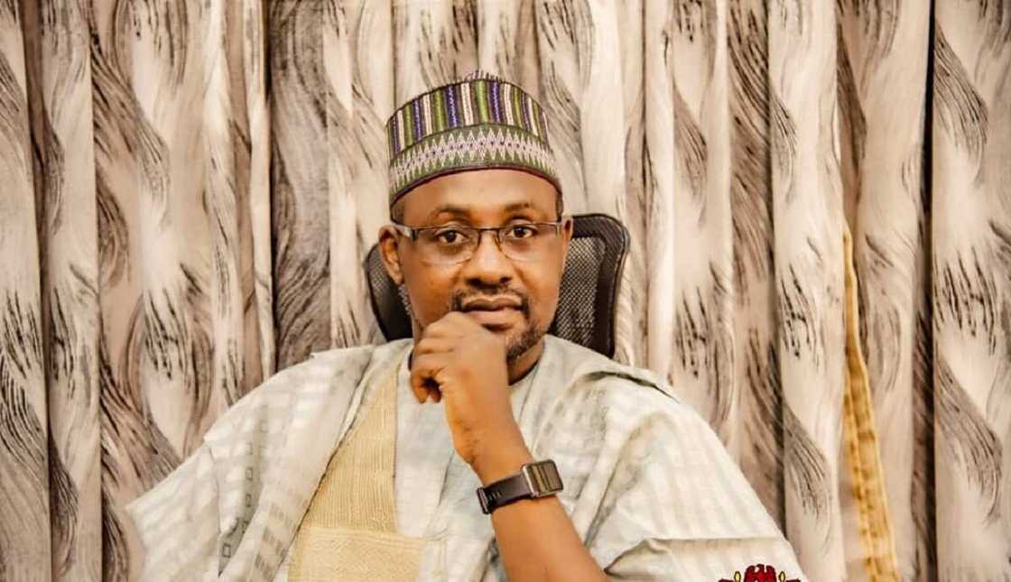 Kano: Shugaban Karamar Hukuma Ya Jagoranci Matasa Sun Rusa Aikin Gini Da Dan Majalisa Ke Yi Kano: Shugaban Karamar Hukuma Ya Jagoranci Matasa Sun Rusa Aikin Gini Da Dan Majalisa Ke Yi