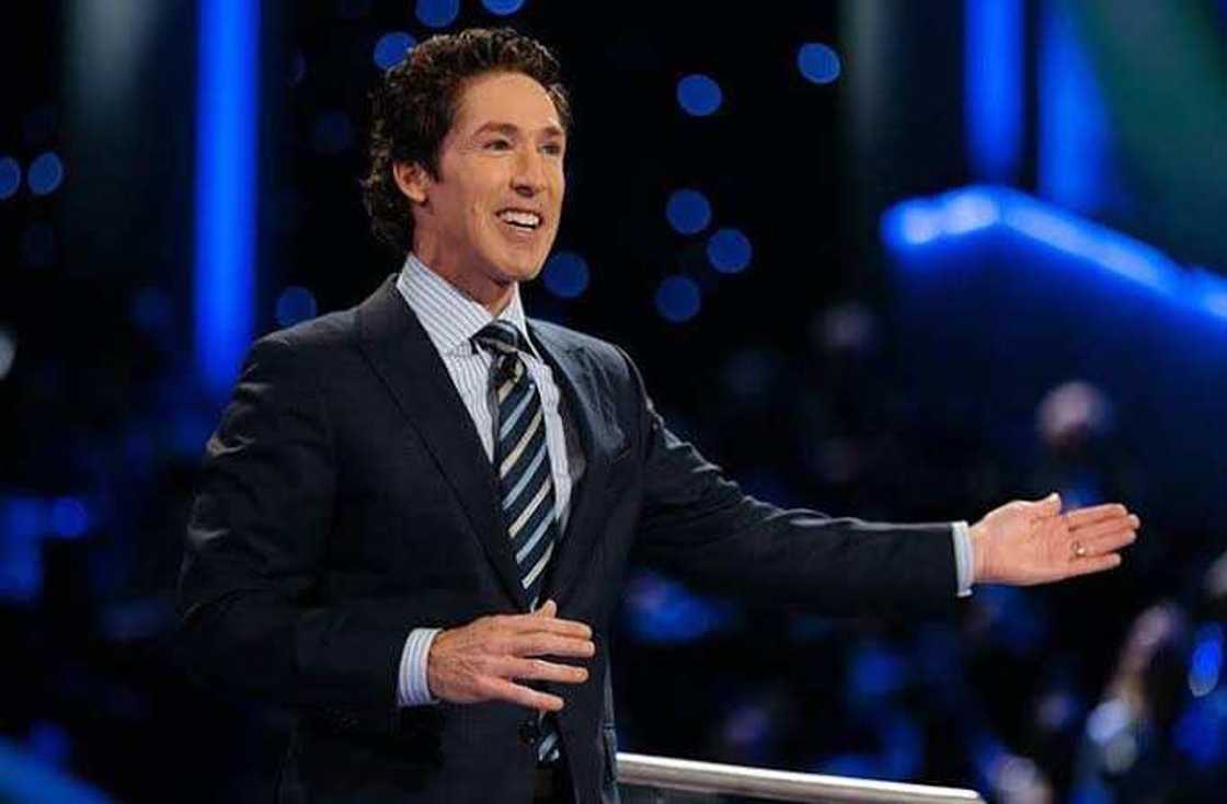 Joel Austin invites born again Kanye West to Lakewood Church Joel Austin invites born again Kanye West to Lakewood Church