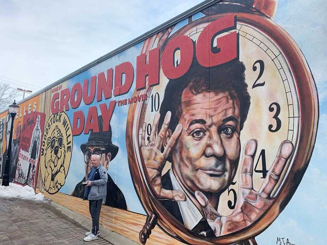 Time traveling movies Time traveling movies