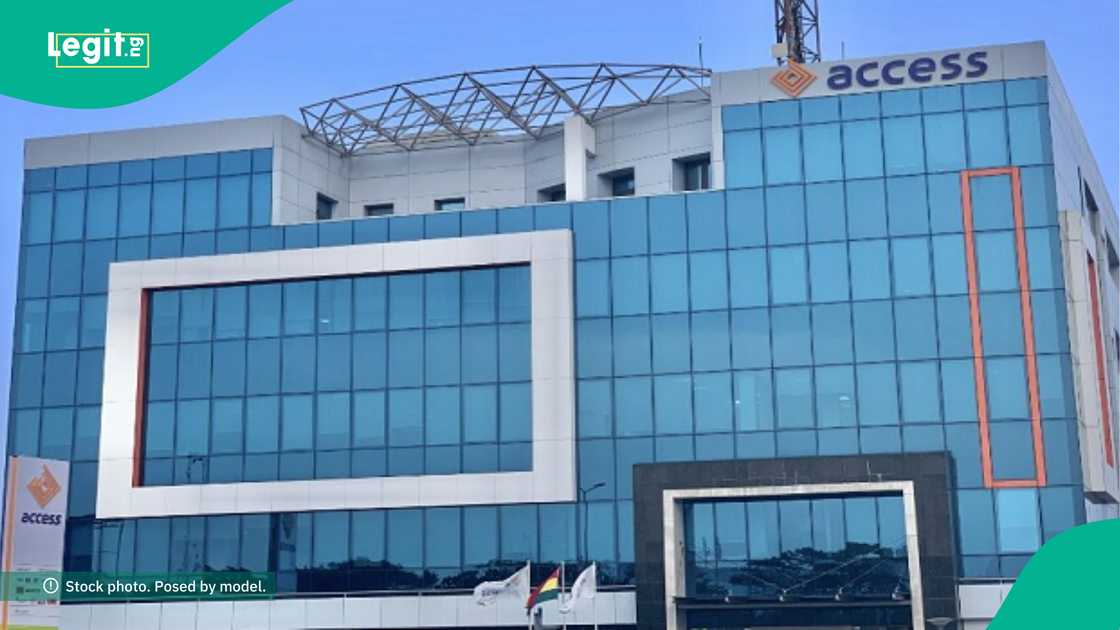 Access Bank shares N6.6 billion to customers Access Bank shares N6.6 billion to customers