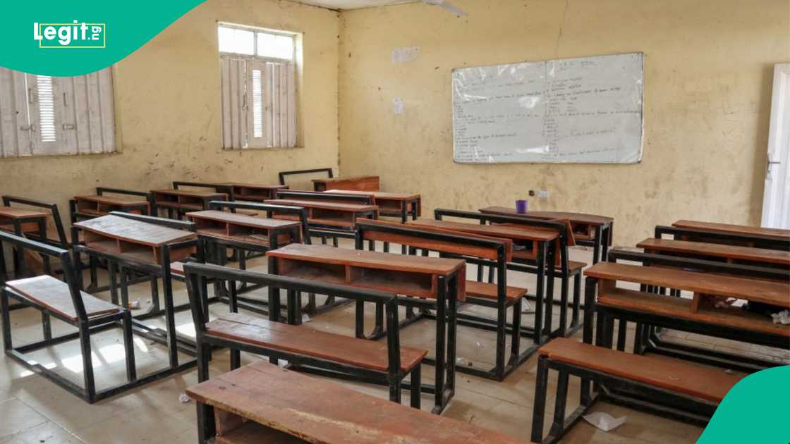 FG suspends 13 Nigerian students for six months FG suspends 13 Nigerian students for six months