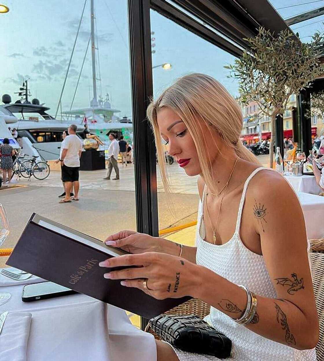 Montaine Mounet : biographie, télé-réalité, couple, photos Montaine Mounet : biographie, télé-réalité, couple, photos