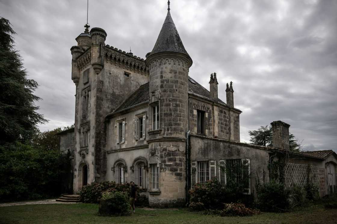 Chateau Latour Laguens is up for auction for just 150,000 euros Chateau Latour Laguens is up for auction for just 150,000 euros