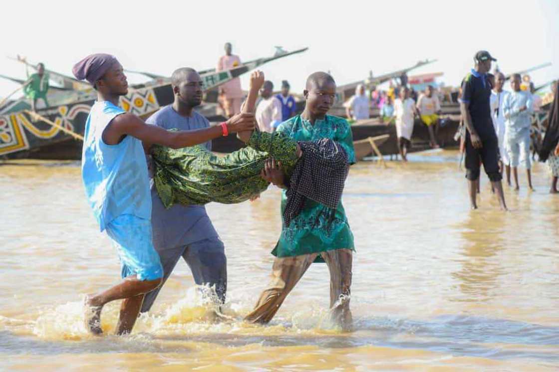 Hatsarin jirgin ruwan Kebbi: An gano gawawwaki 76 kawo yanzu