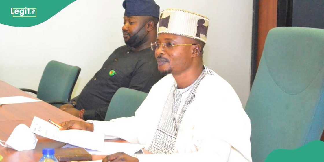 Leke Abejide advises Nigerian Customs on border security Leke Abejide advises Nigerian Customs on border security
