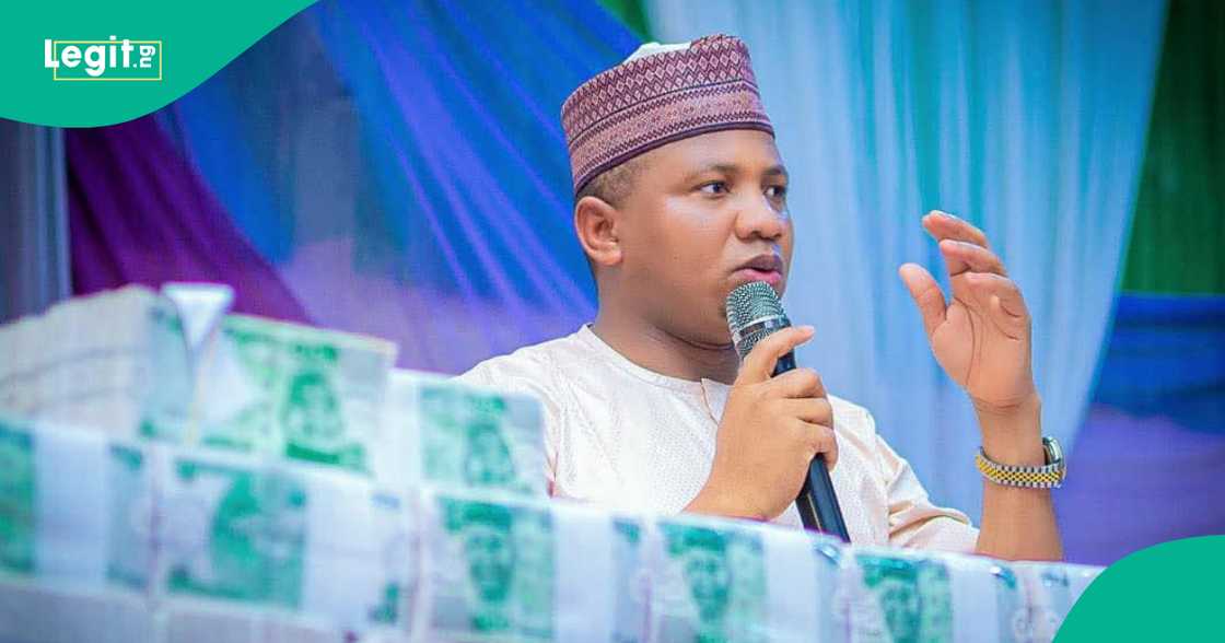 Dan majalisa a Sakkwato, Bashir Gorau ya tallafa wa ɗalibai 2000 a yankinsa Dan majalisa a Sakkwato, Bashir Gorau ya tallafa wa ɗalibai 2000 a yankinsa