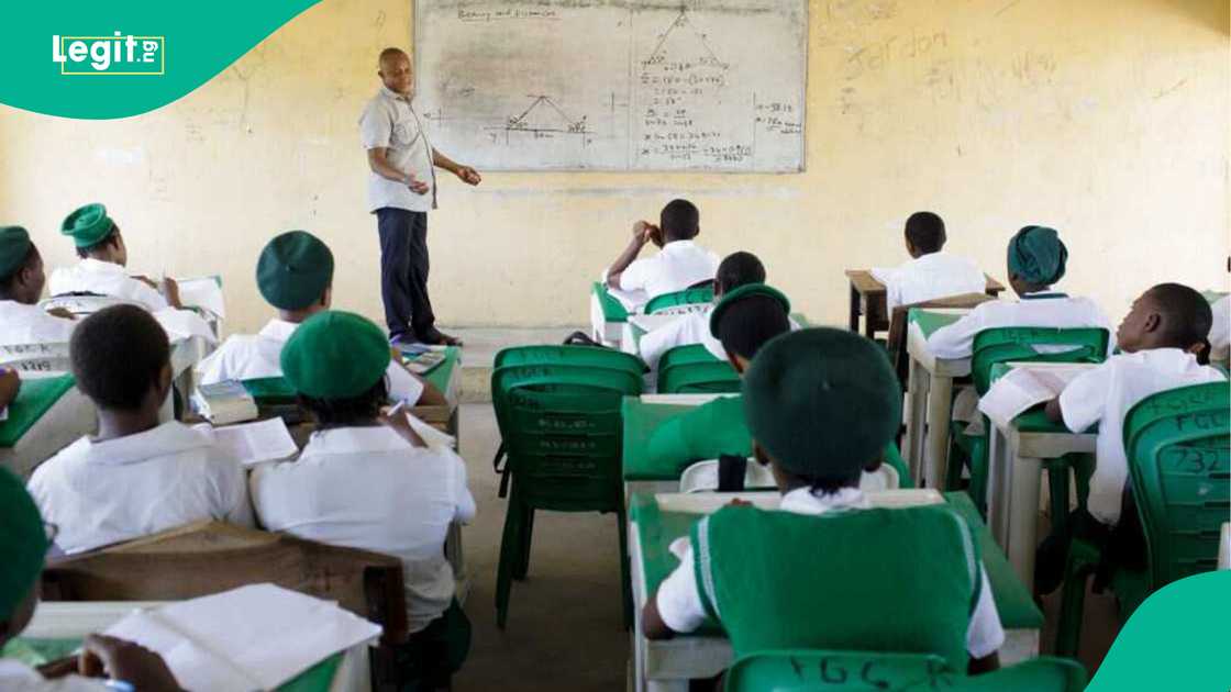 Gwamnatin Zamfara za ta dauki sababbin malamai Gwamnatin Zamfara za ta dauki sababbin malamai