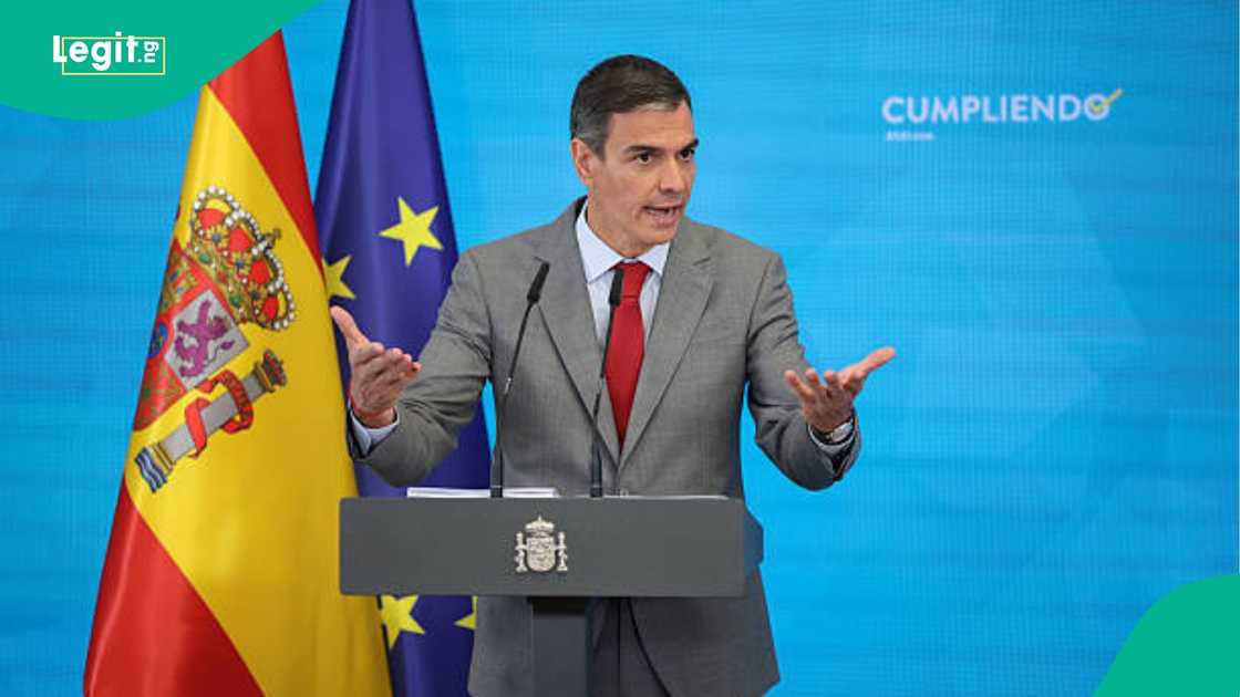Spanish government posts conditions foreigners must meet to find jobs