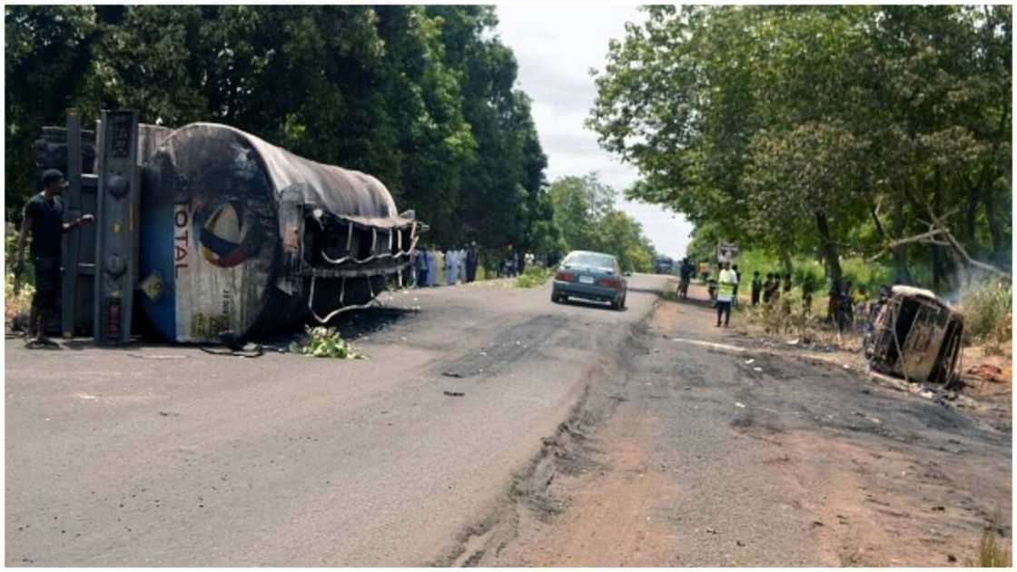 Tears Flow as Tanker Driver Dies Inside Petrol Compartment In Kano Tears Flow as Tanker Driver Dies Inside Petrol Compartment In Kano