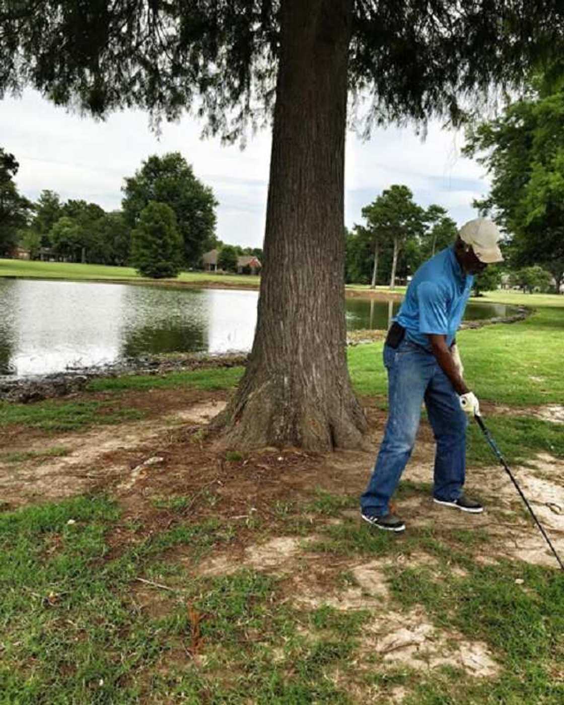 Morgan Freeman hand Morgan Freeman hand