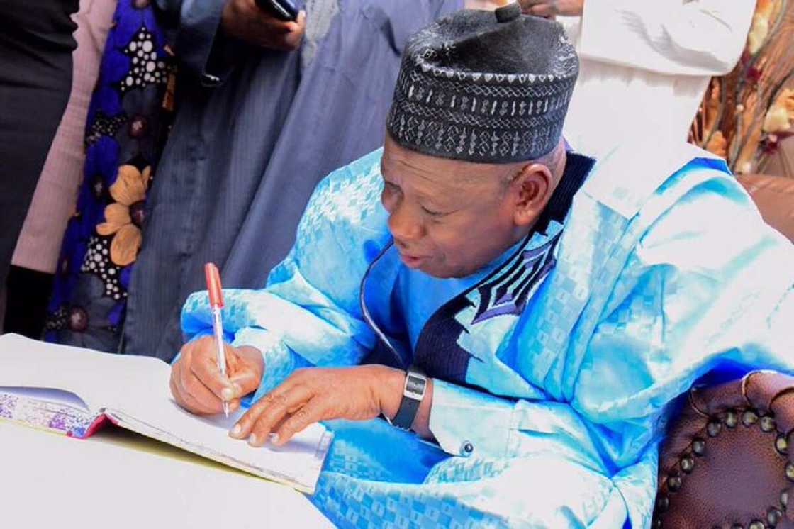 Ganduje ya rantsar da sabbin kwamishinonin KANSEIC uku da sakatarorin dindindin hudu