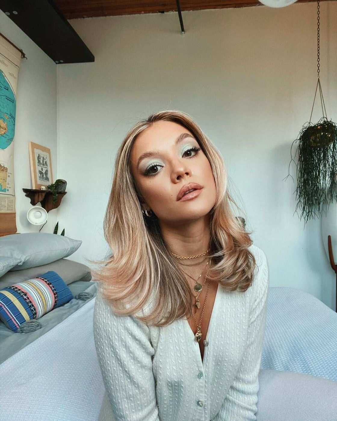 Amalia Williamson Amalia Williamson