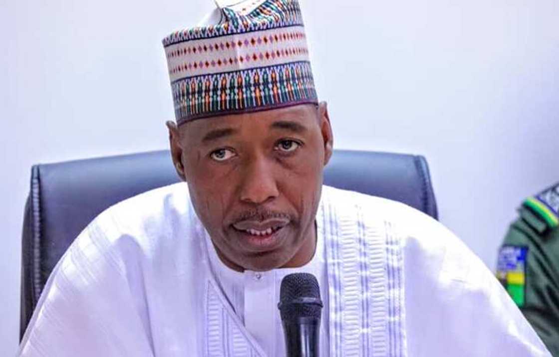 Zulum ga 'yan soshiyal midiya: Ku daina kamanta aiki na da na wasu gwamnoni, cin zarafi ne Zulum ga 'yan soshiyal midiya: Ku daina kamanta aiki na da na wasu gwamnoni, cin zarafi ne