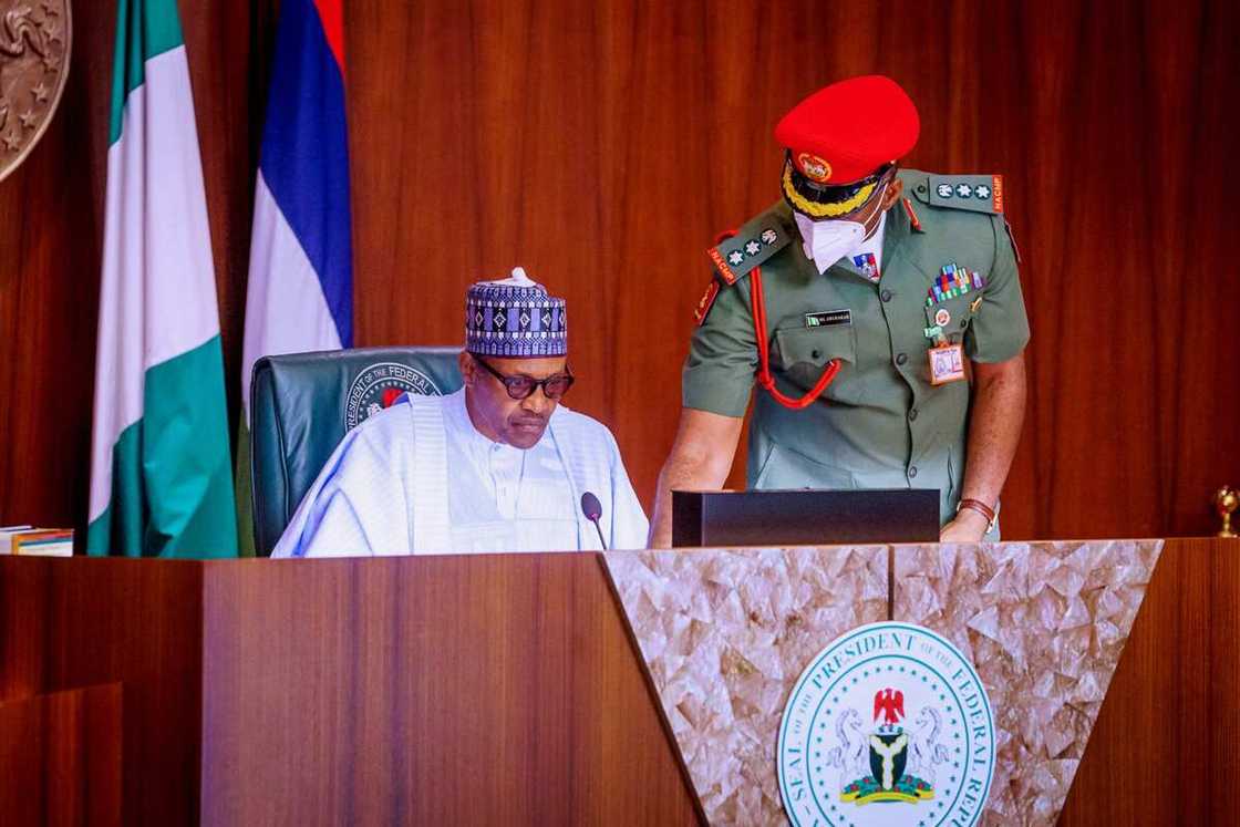 Da duminsa: Hotunan Buhari yana jagorantar zaman majalisar zartaswa na ranar Laraba Da duminsa: Hotunan Buhari yana jagorantar zaman majalisar zartaswa na ranar Laraba