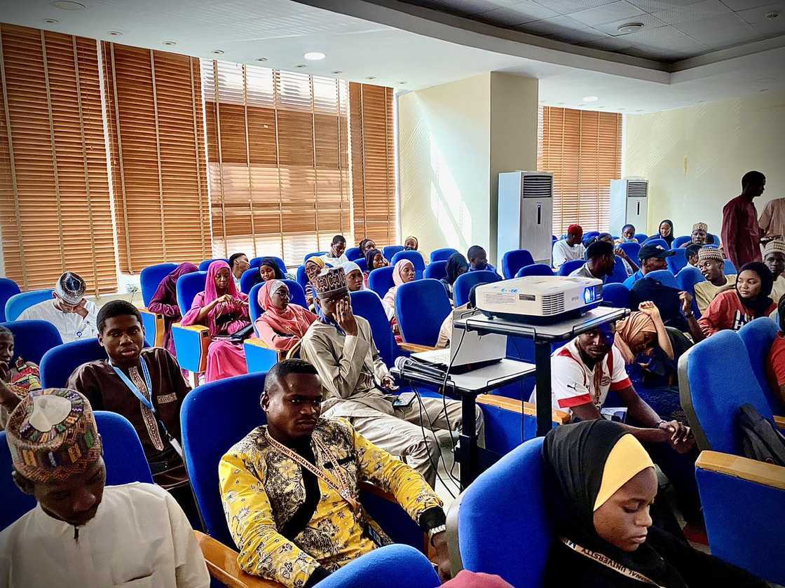 Students be  a lecture league   astatine  Mewar International University
