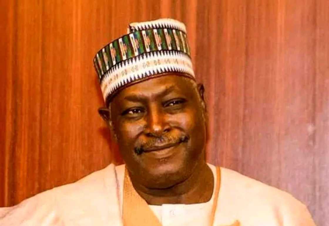 Babachir Lawal ya soki tikitin Muslim Muslim Babachir Lawal ya soki tikitin Muslim Muslim