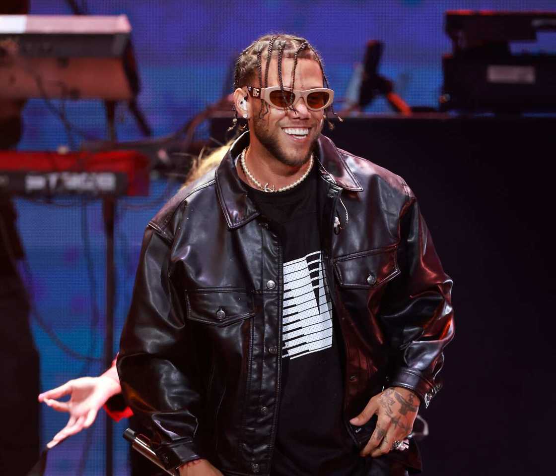 mia khalifa and jhay cortez break up mia khalifa and jhay cortez break up