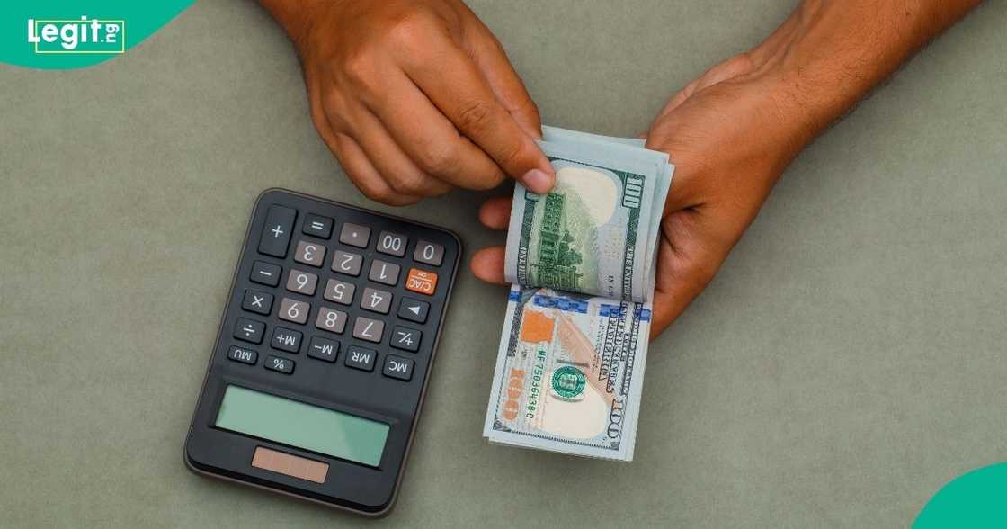 Naira slides again: Dollar demand pushes official and black market rates higher Naira slides again: Dollar demand pushes official and black market rates higher