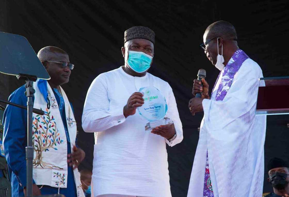 PFN honours Osinbajo, Ugwuanyi with Defender of the Faith awards PFN honours Osinbajo, Ugwuanyi with Defender of the Faith awards