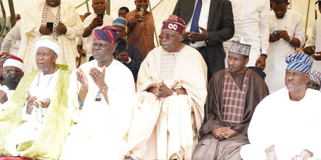 Eid-el-Fitr, Tinubu, Obanikoro and APC. Eid-el-Fitr, Tinubu, Obanikoro and APC.