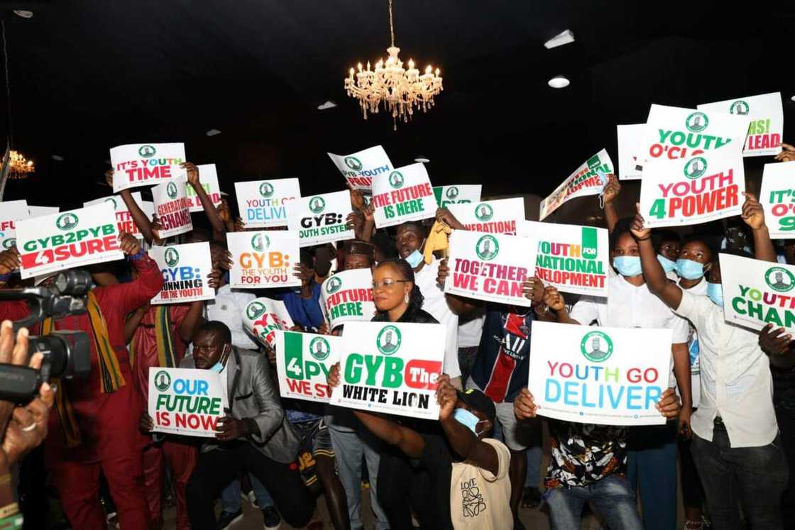 Southwest youths want Yahaya Bello to succeed Buhari in 2023. Southwest youths want Yahaya Bello to succeed Buhari in 2023.