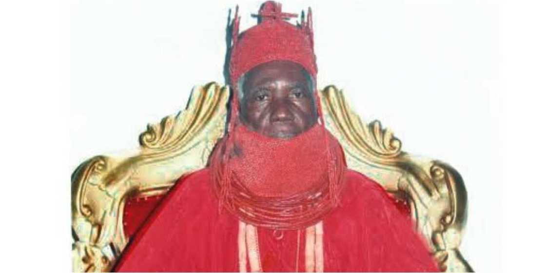 He was sued for refusing to eat sacrifice: 5 stunning facts about Ohworode of Olomu Kingdom, Nigeria's oldest monarch at 105 He was sued for refusing to eat sacrifice: 5 stunning facts about Ohworode of Olomu Kingdom, Nigeria's oldest monarch at 105