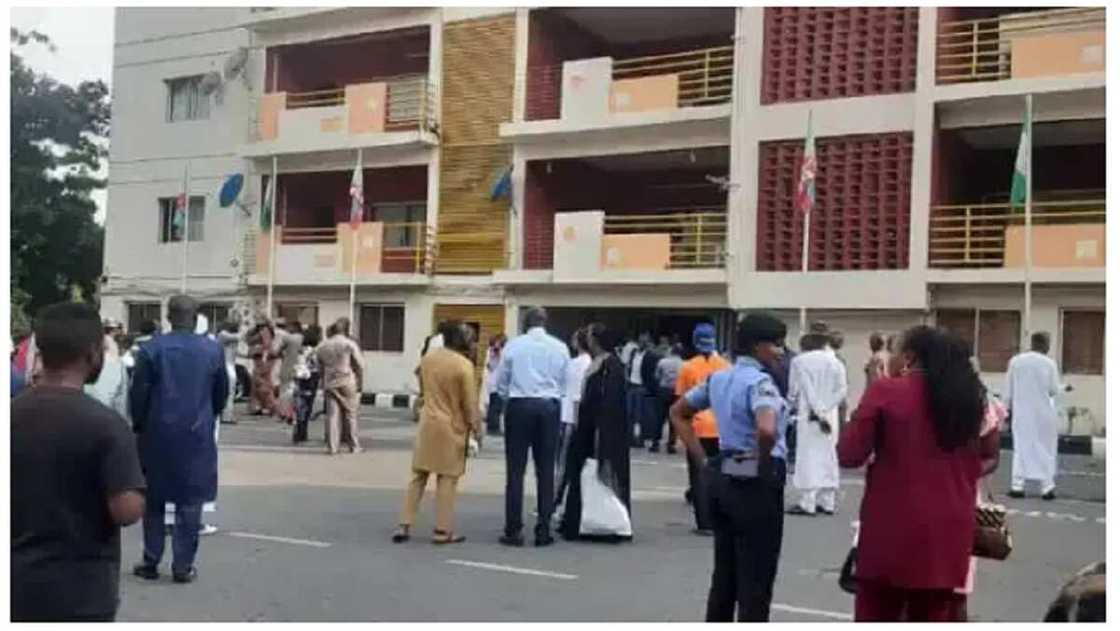 Sakatariyar APC na kasa da ke Abuja. Sakatariyar APC na kasa da ke Abuja.