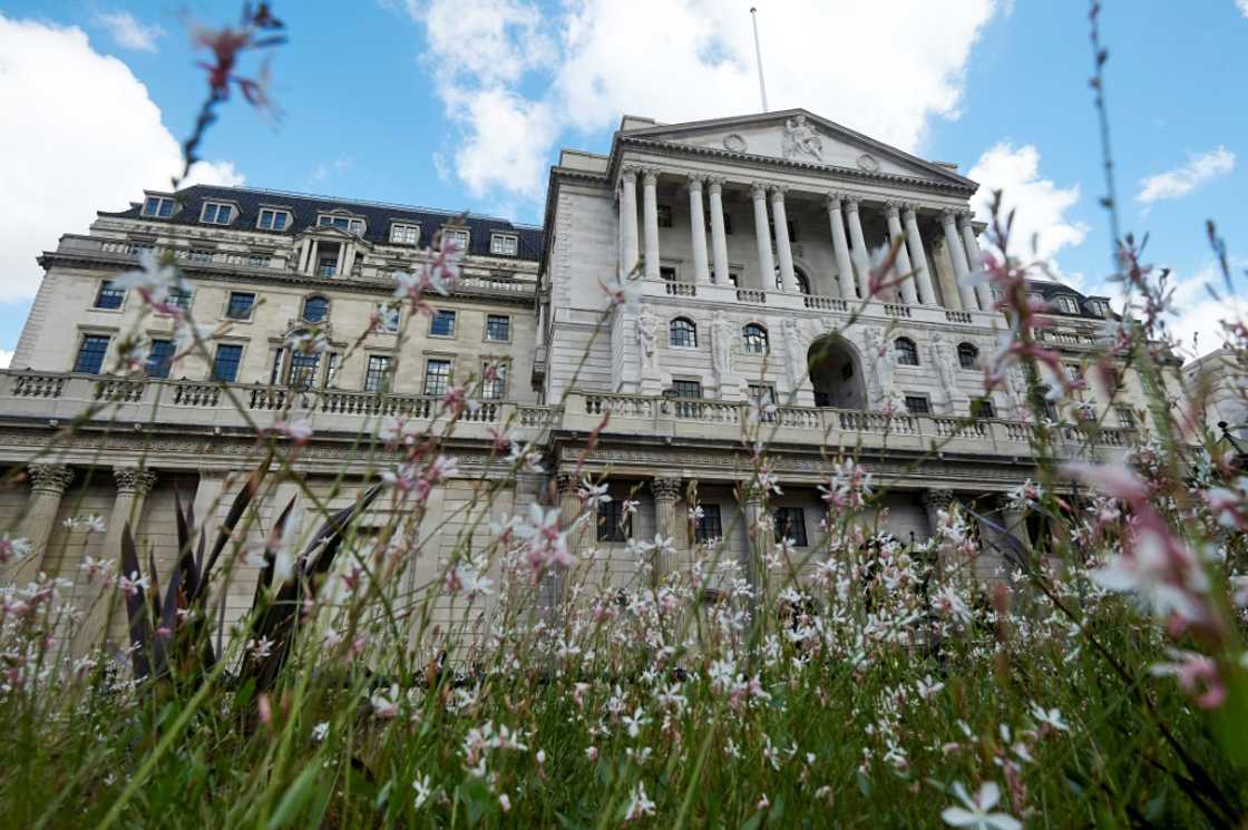With the BoE likely to trim borrowing costs by a quarter point to 4.0 percent, focus will be on potential changes to the central bank's economic growth and inflation outlooks With the BoE likely to trim borrowing costs by a quarter point to 4.0 percent, focus will be on potential changes to the central bank's economic growth and inflation outlooks