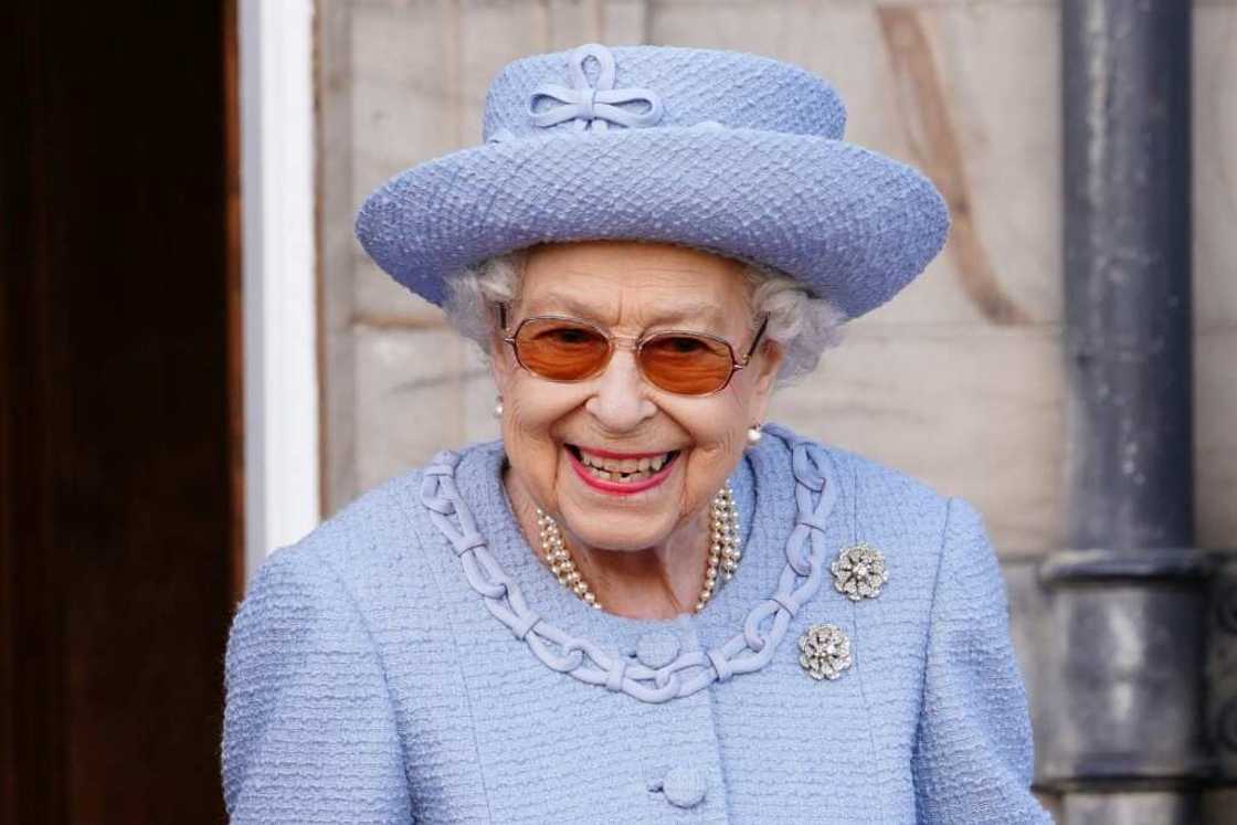 Johnson will tender his resignation to head of state Queen Elizabeth II at her Balmoral retreat in Scotland Johnson will tender his resignation to head of state Queen Elizabeth II at her Balmoral retreat in Scotland