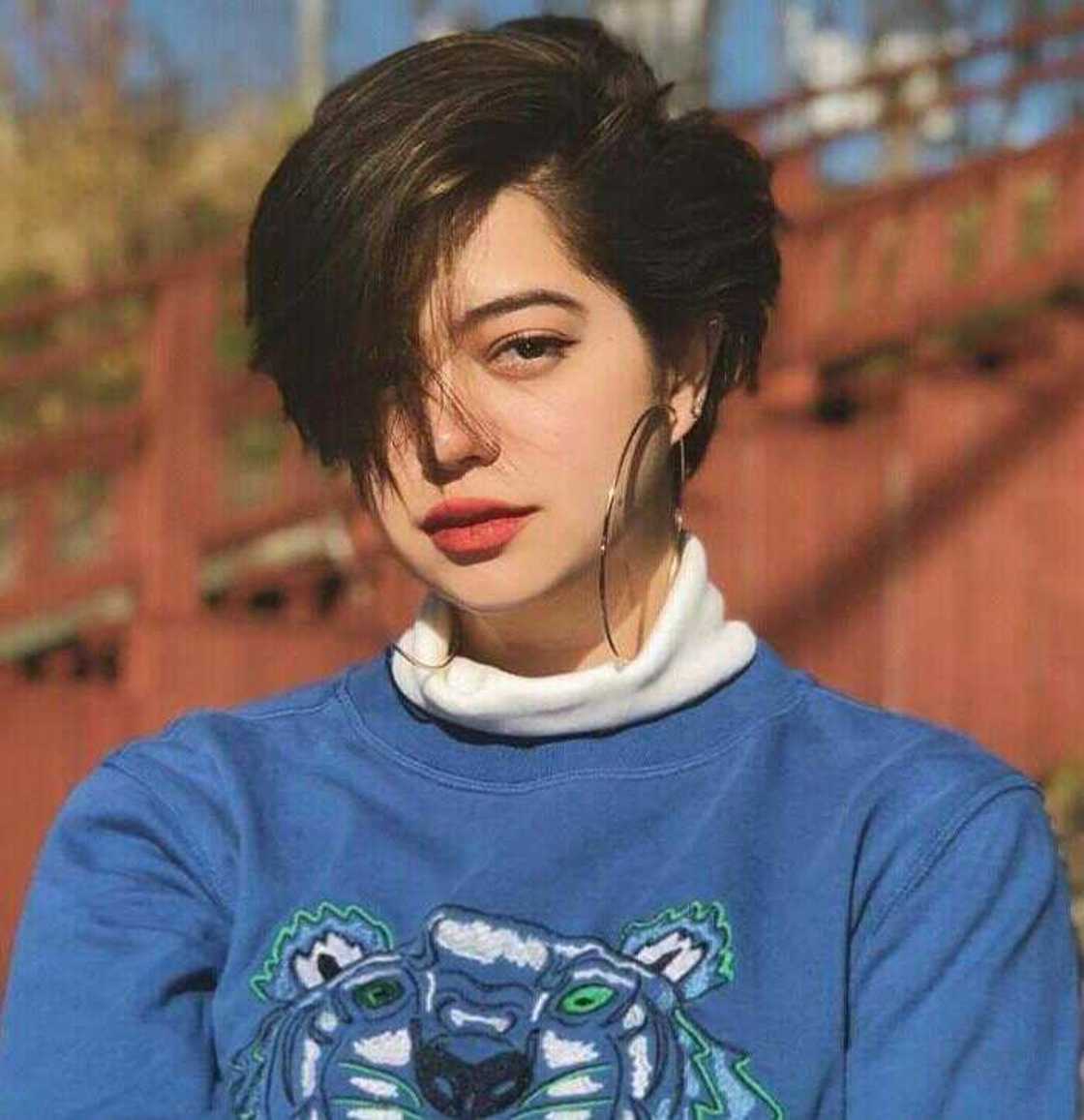 Long pixie cut Long pixie cut