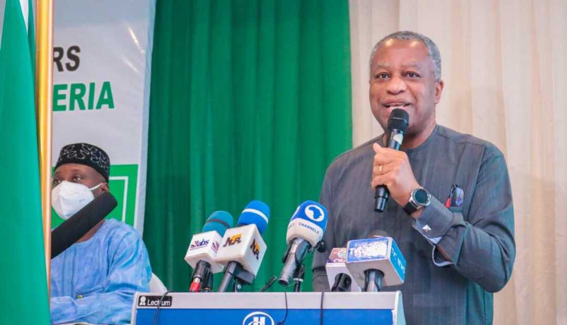 Russia-Ukraine War: FG to Begin Evacuation of Stranded Nigerians Russia-Ukraine War: FG to Begin Evacuation of Stranded Nigerians