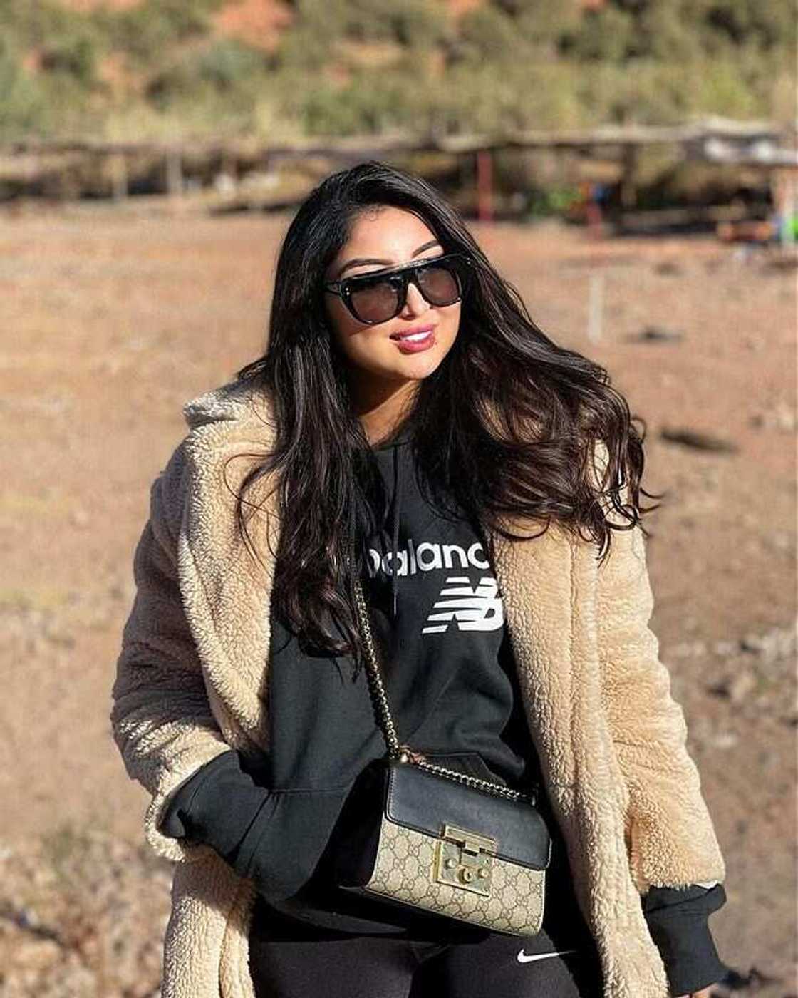 Biographie de Dounia Batma: photos, chirurgie esthétique, prison Biographie de Dounia Batma: photos, chirurgie esthétique, prison