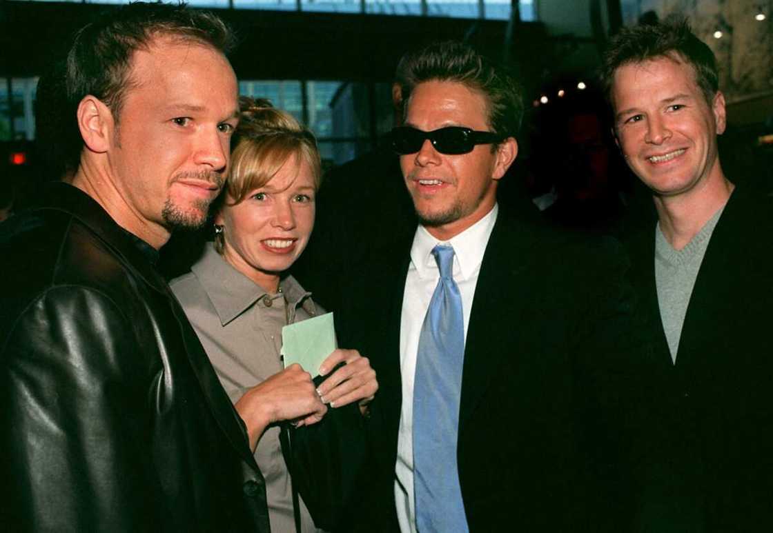 Donnie Wahlberg with his sister, Tracy, and brothers Mark Wahlberg and Bob Wahlberg at the opening of the movie, "Southie," at the at Kendall Square Cinema. Photo: Bill Brett/The Boston Globe Donnie Wahlberg with his sister, Tracy, and brothers Mark Wahlberg and Bob Wahlberg at the opening of the movie, "Southie," at the at Kendall Square Cinema. Photo: Bill Brett/The Boston Globe