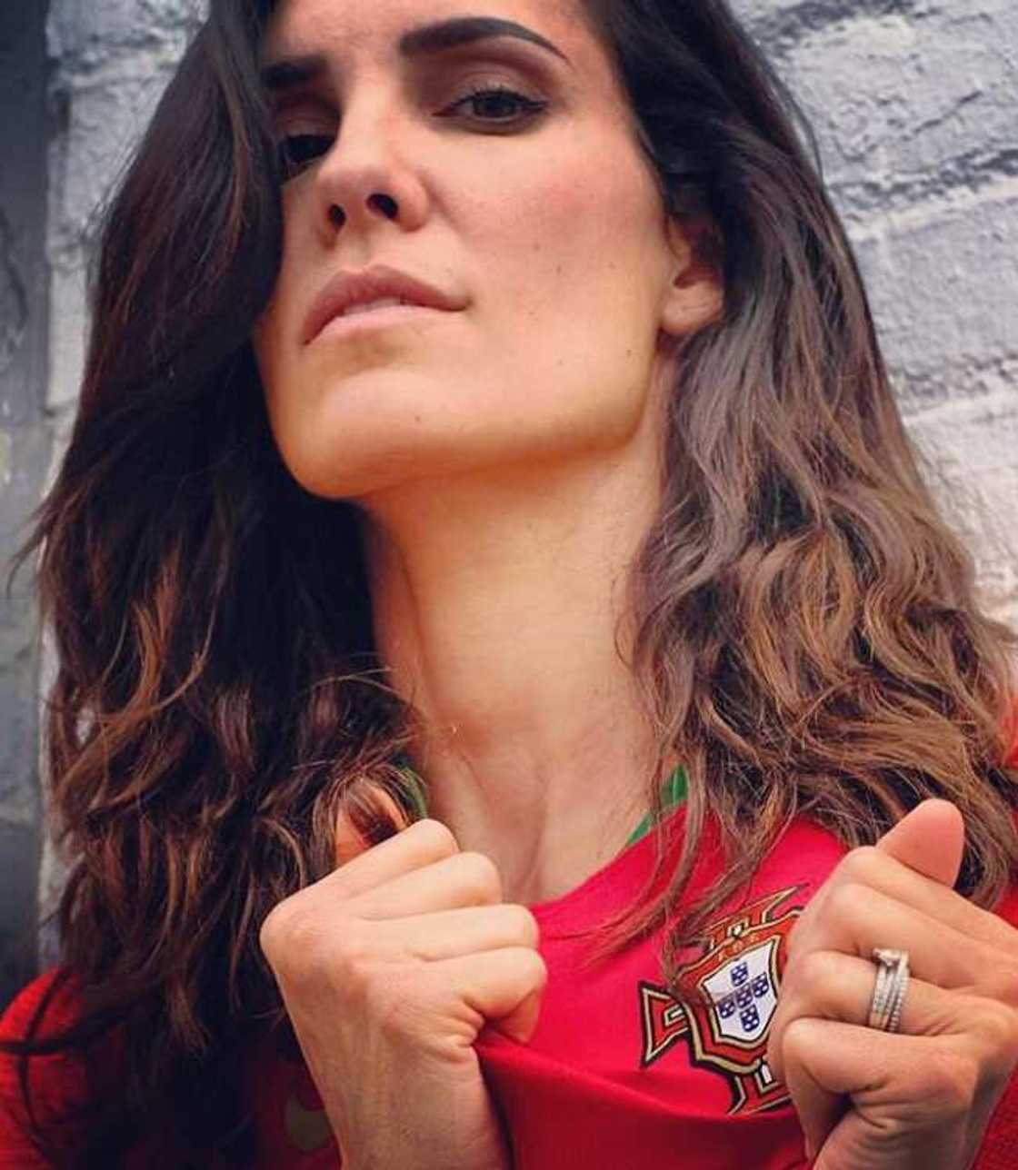 Daniela Ruah hot