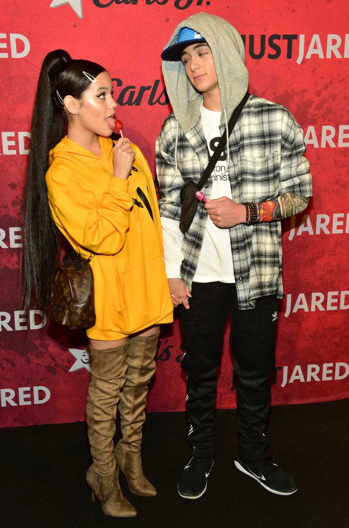 Who is Jenna Ortega dating? Who is Jenna Ortega dating?