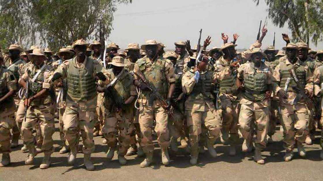 Rundunar Sojin Ƙasa ta buƙaci yan ta'addan Boko Haram su aje makamansu