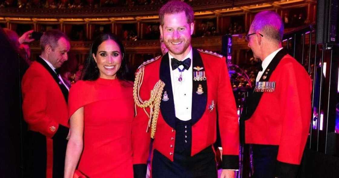 Prince Harry Finally Arrives in UK ahead of Grandfather's Burial Prince Harry Finally Arrives in UK ahead of Grandfather's Burial