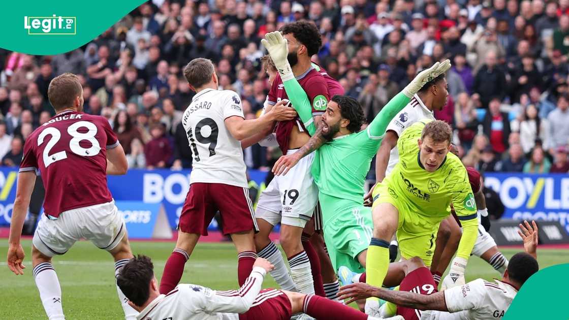 Pablo, David Raya, VAR, West Ham, Premier League, Arsenal, London, England. Pablo, David Raya, VAR, West Ham, Premier League, Arsenal, London, England.