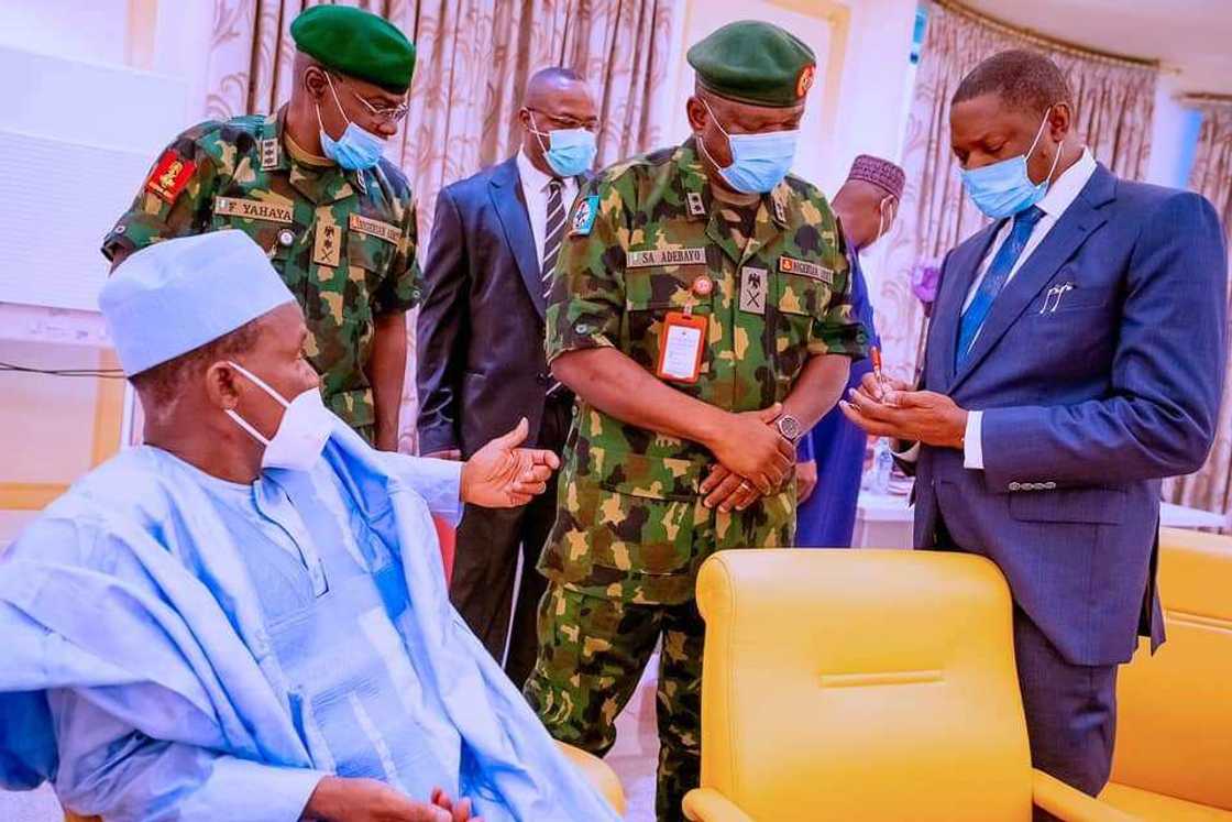 Taron shugabannin tsaro da shugaba Buhari Taron shugabannin tsaro da shugaba Buhari