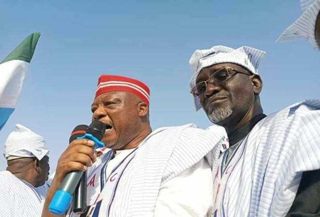 2019: Daya daga cikin manyan hadiman Kwankwasiyya ya koma Gandujiyya 2019: Daya daga cikin manyan hadiman Kwankwasiyya ya koma Gandujiyya