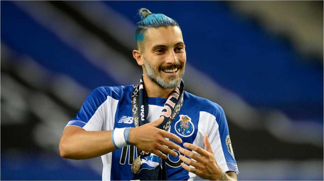 Alex Telles joins Manchester United from Porto in a deal worth £15.4m Alex Telles joins Manchester United from Porto in a deal worth £15.4m