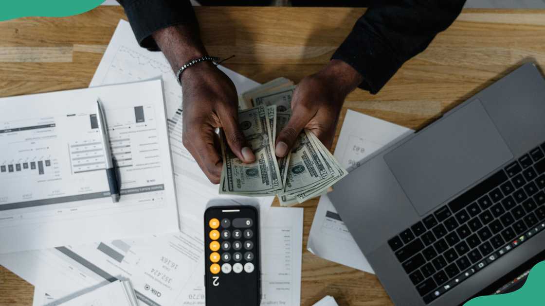 Salary and purchasing power Salary and purchasing power