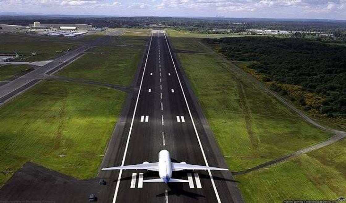 FAAN shuts down Lagos airport after Boeing aircraft landing incident FAAN shuts down Lagos airport after Boeing aircraft landing incident