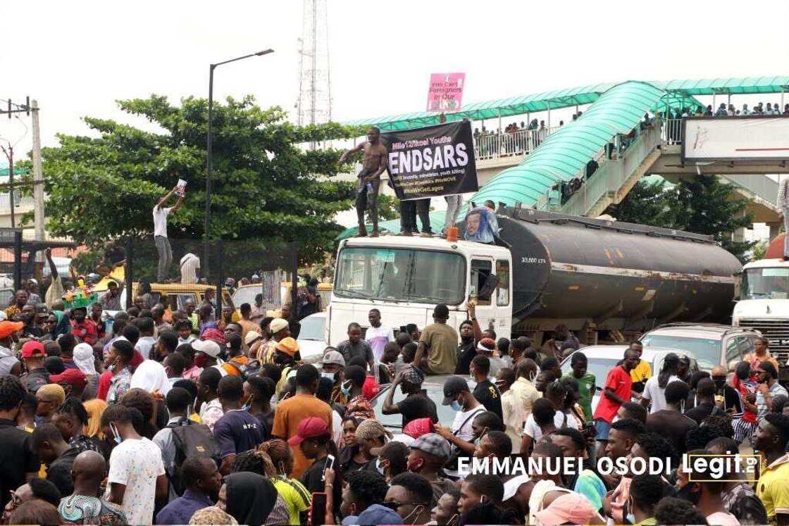 EndSARS: 2 feared killed, others injured as SUV runs into protesters in Lagos