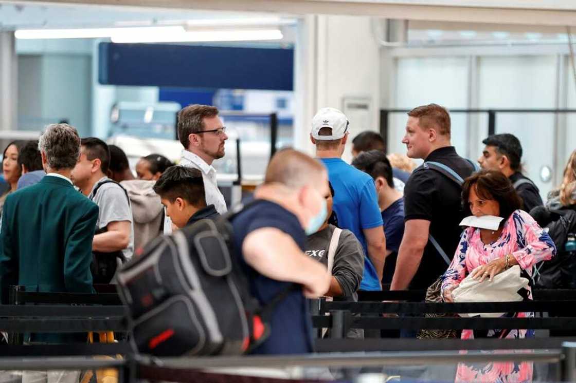 In recent days, plane tracking sites have reported hundreds of flight cancelations and thousands of delays in the United States In recent days, plane tracking sites have reported hundreds of flight cancelations and thousands of delays in the United States