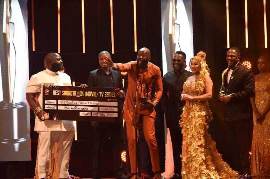 AMVCA: Pepsi Naija Rewards Winner of Best Soundtrack Award Pascal Aka, Raquel with N1million AMVCA: Pepsi Naija Rewards Winner of Best Soundtrack Award Pascal Aka, Raquel with N1million