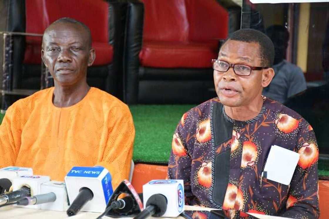 Emmanuel Oyewole. Emmanuel Oyewole.